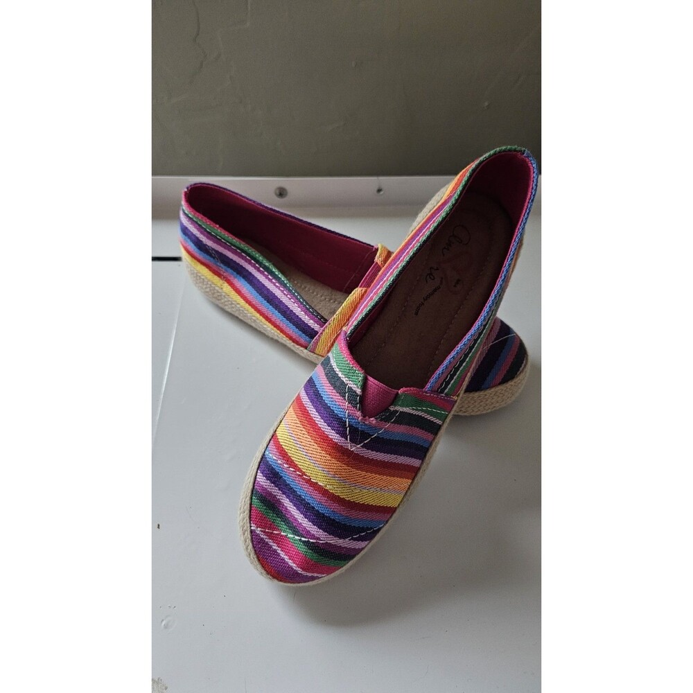 Mia Amore Freedom Slip On Canvas Loafer Womens Size 7.5 New